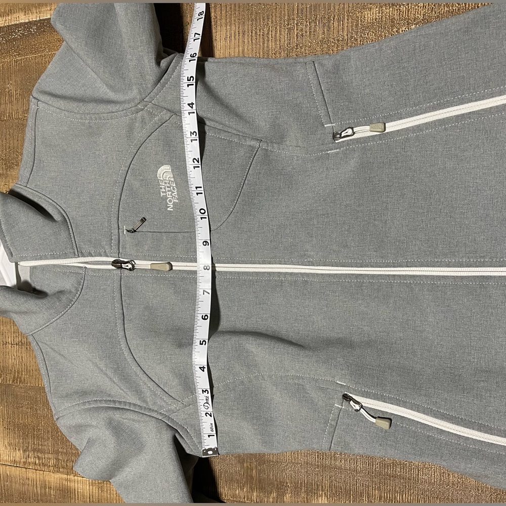 The Northface Apex Bionic Jacket - image 3